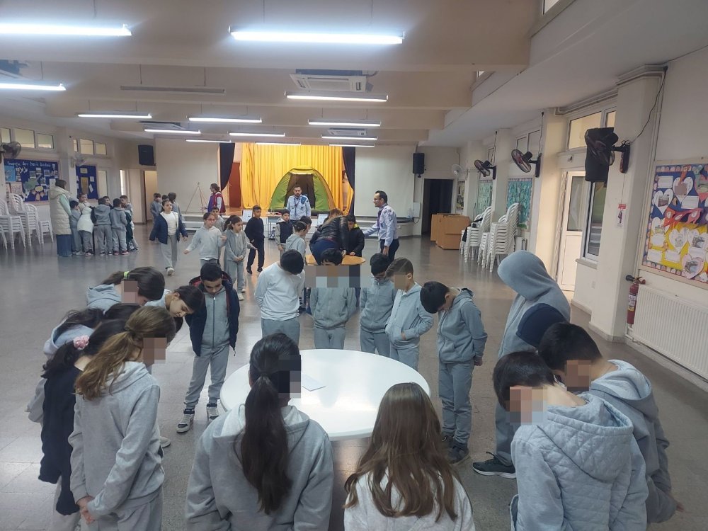 Ημέρα Προσκοπισμου: Ενημερώση από γονέα και μέλος του Συνδεσμου Γονεων του σχολείου μας, κ. Φίλιππο Αντωνίου , για την ημέρα Προσκοπισμου